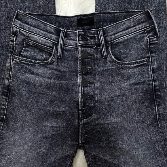 Mother Pixie Dazzler Ankle Fray Jeans in Train Stops [3503] - Picture 5 of 11